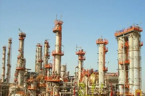 بازگشت 60 درصد ظرفیت پتروشیمی به چرخه تولید در عسلویه و ماهشهر