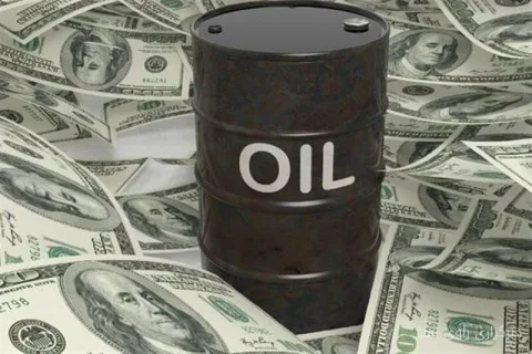 Oil price rises to $107.50 per barrel