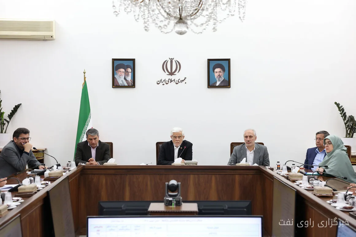 معاون اول رئیس‌جمهوری راهکارهای صرفه‌جویی انرژی را بررسی کرد