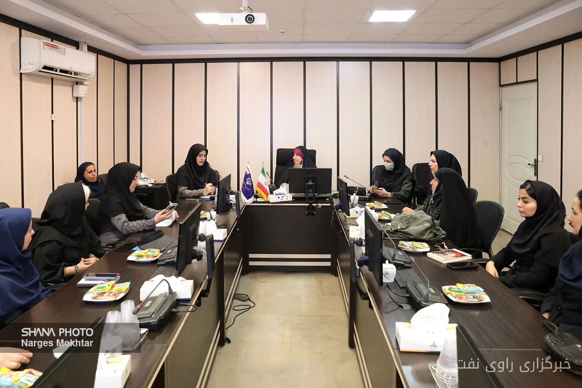 وزارت نفت: گام تازه برای رفع چالش‌های بانوان در صنعت نفت