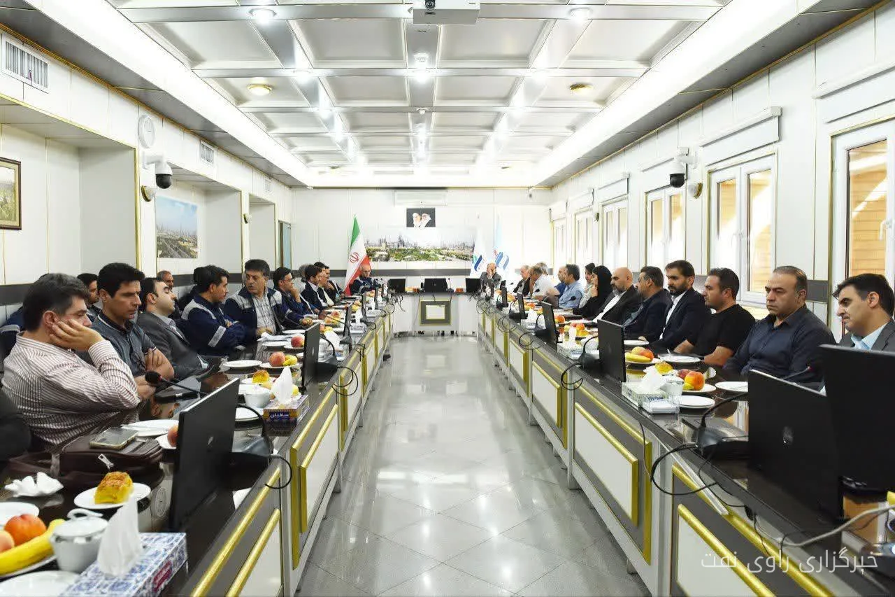 بررسی ظرفیت سازندگان و قطعهسازان آذربایجان شرقی برای تأمین نیازهای پتروشیمی تبریز