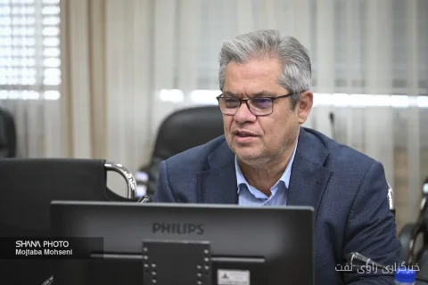 فرخ علیخانی بر ضرورت جهت‌دهی پژوهش‌های نفتی تأکید کرد