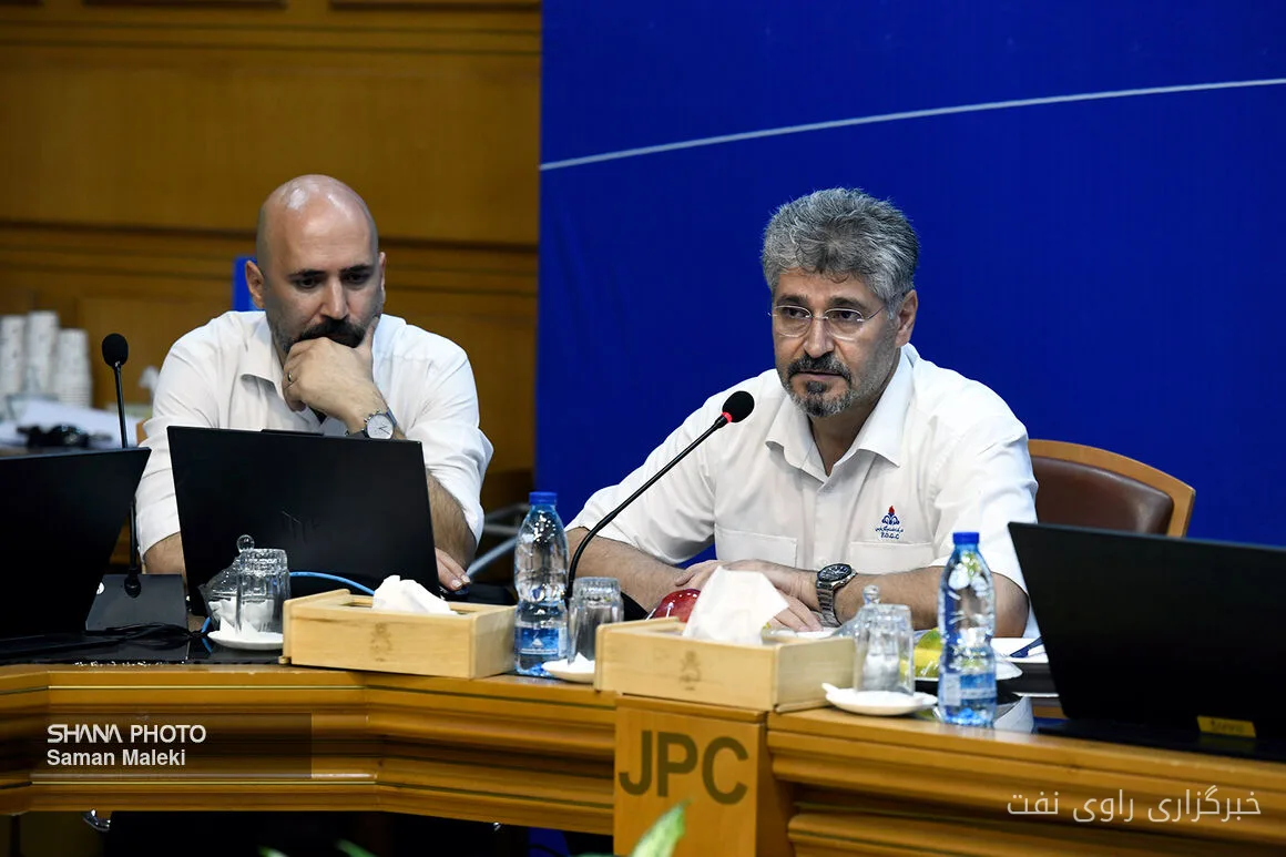 تورج دهقانی از احیای بخشی از ظرفیت تولید گاز پارس جنوبی تا زمستان خبر داد