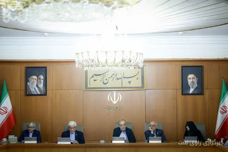 بررسی روند بازسازی تأسیسات نفت و گاز کشور به ریاست مسعود پزشکیان