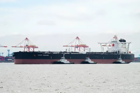 Middle Eastern exporters have turned to a $30 discount to maintain demand