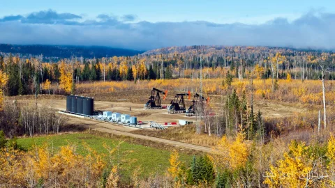 Cenovus Energy Athabasca Oil Corporation را به ارزش 5.7 میلیارد دلار خریداری می‌کند