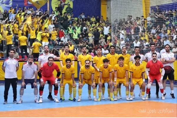 پیروزی پالایش نفت بندرعباس و فولاد هرمزگان در لیگ برتر فوتسال