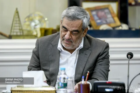 Congratulations from the Acting Minister of Oil to Mehrdad Akhlaghi on His Appointment as Minister of Defense