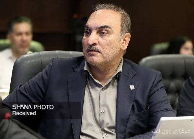 فرهاد شهرکی بر لزوم بازسازی تأسیسات نفتی و مدیریت مصرف گاز تأکید کرد