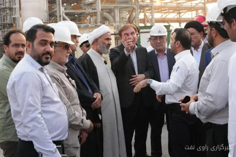 نصرالله پژمان‌فر بازسازی پالایشگاه فاز ۱۴ پارس جنوبی را مطلوب ارزیابی کرد