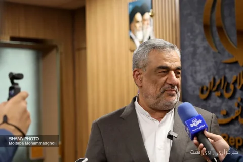 حمید بورد برنامه‌های وزارت نفت را با جدیت دنبال می‌کند