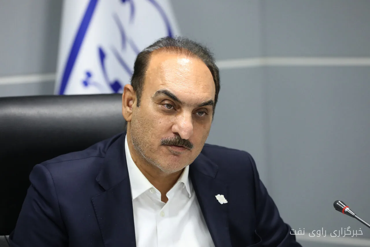 فرهاد شهرکی بر لزوم انتخاب وزیر نفت ماهر تأکید کرد