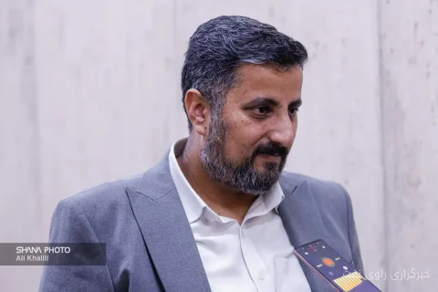 حسن محمدیان بر مشارکت کارکنان صنعت نفت در بازسازی عتبات عالیات تأکید کرد