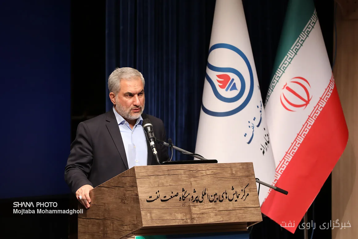 محسن اسماعیلی بر اهمیت آموزش و بازآموزی در نظام اداری تأکید کرد