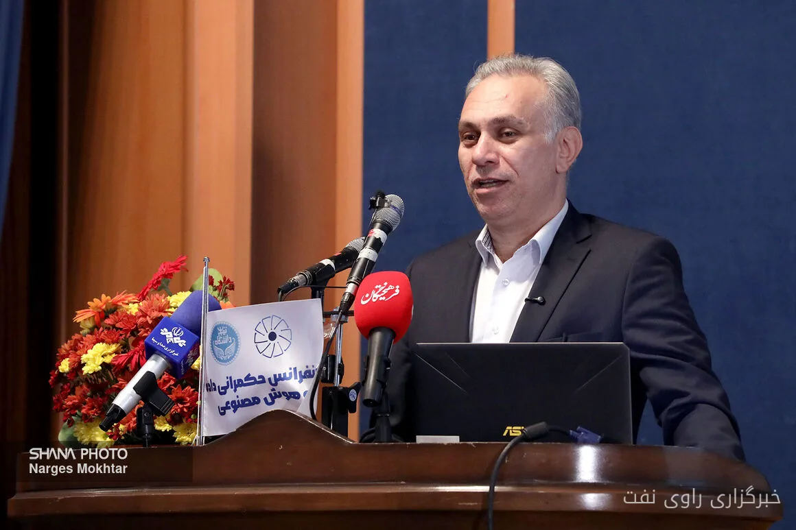 پژمان امیدمقدمی حکمرانی داده را کلید تحول دیجیتال در صنعت نفت دانست